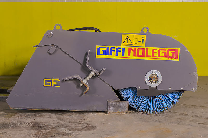 location d&rsquo;une balayeuse &agrave; godet