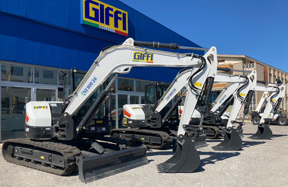 noleggio miniescavatore bobcat 90 qli