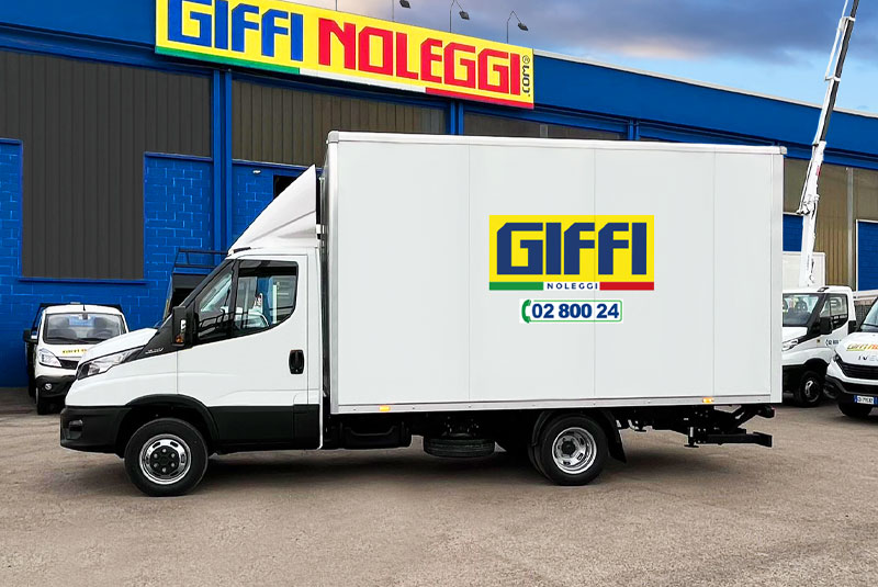 furgone centinato - Giffi Noleggi