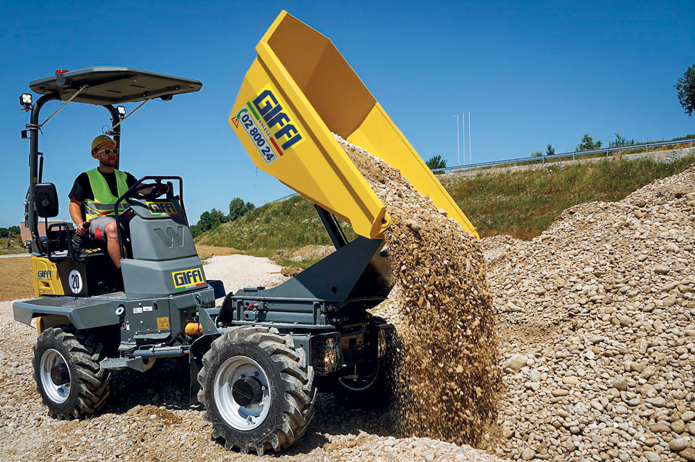 dumper gommato a noleggio