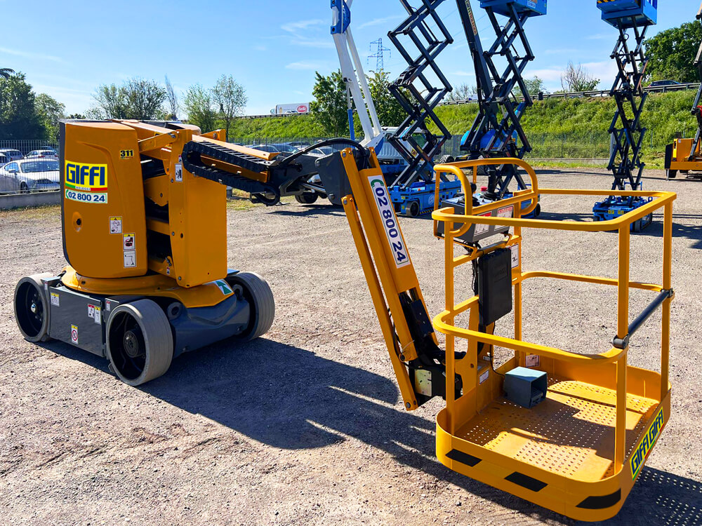 noleggio piattaforme aerea semovente 12 m slim