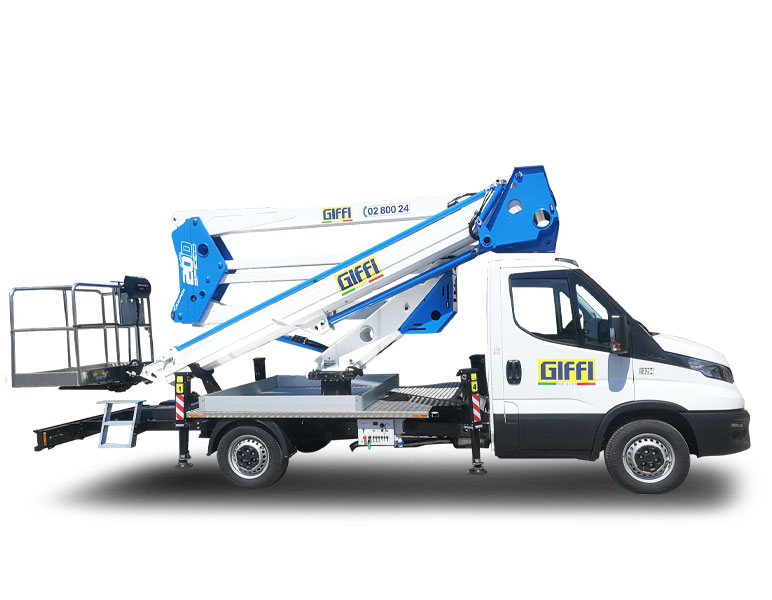 noleggio piattaforma aerea autocarrata 20 m patente B Milano