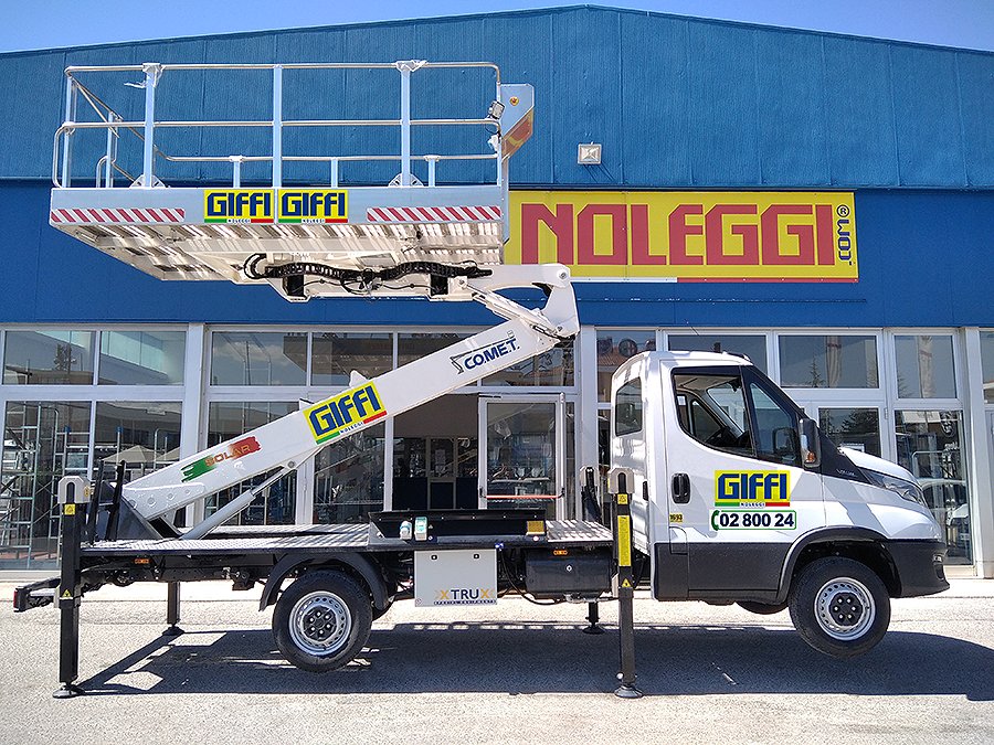 noleggio tunlift e solar 11