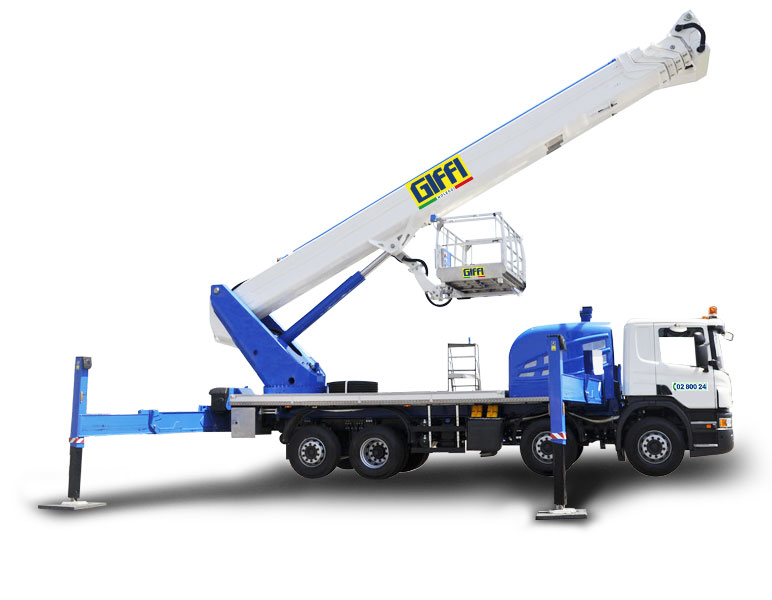 noleggio piattaforma aerea autocarrata 75 m patente C Milano