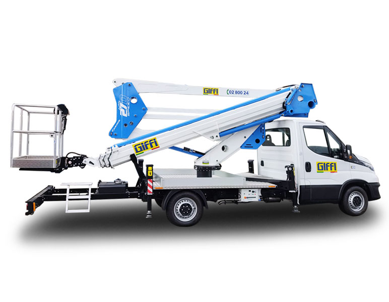 noleggio piattaforma aerea autocarrata 28 m patente B MIlano